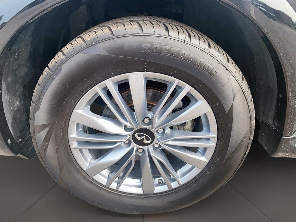 2024 Infiniti QX80 LUXE 8-Passenger in Stratford, Ontario - 7 - w1024h768px