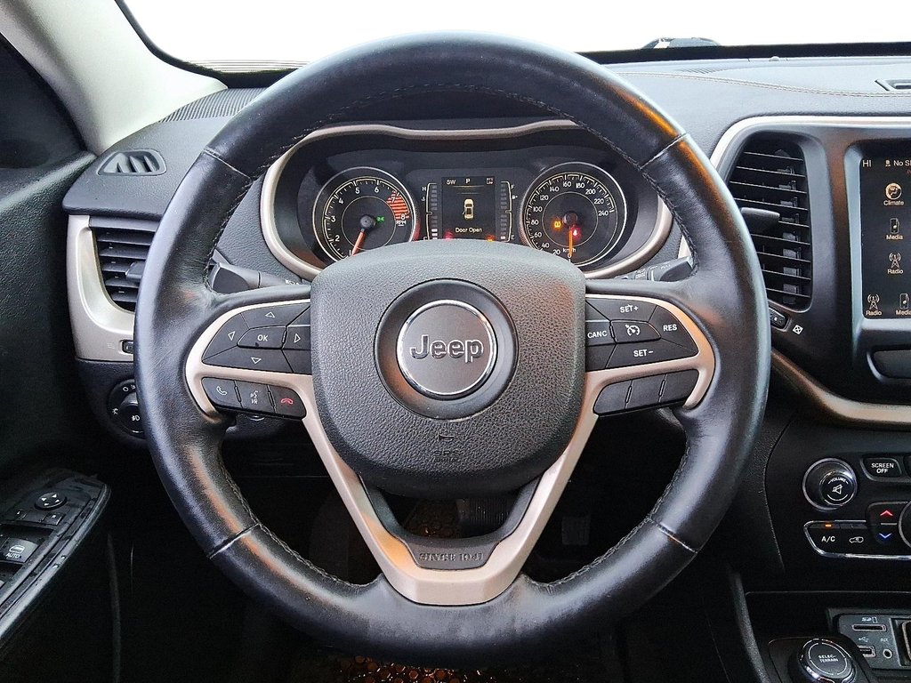 2016 Jeep Cherokee 4x4 North in Stratford, Ontario - 12 - w1024h768px