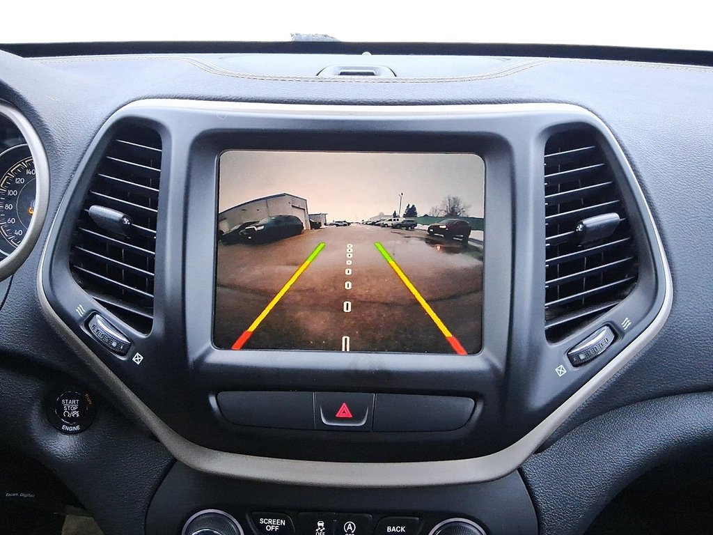 2016 Jeep Cherokee 4x4 North in Stratford, Ontario - 18 - w1024h768px