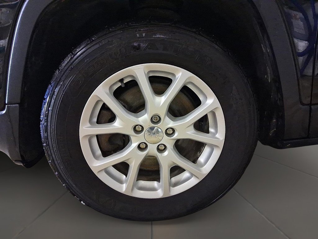 2016 Jeep Cherokee 4x4 North in Stratford, Ontario - 7 - w1024h768px