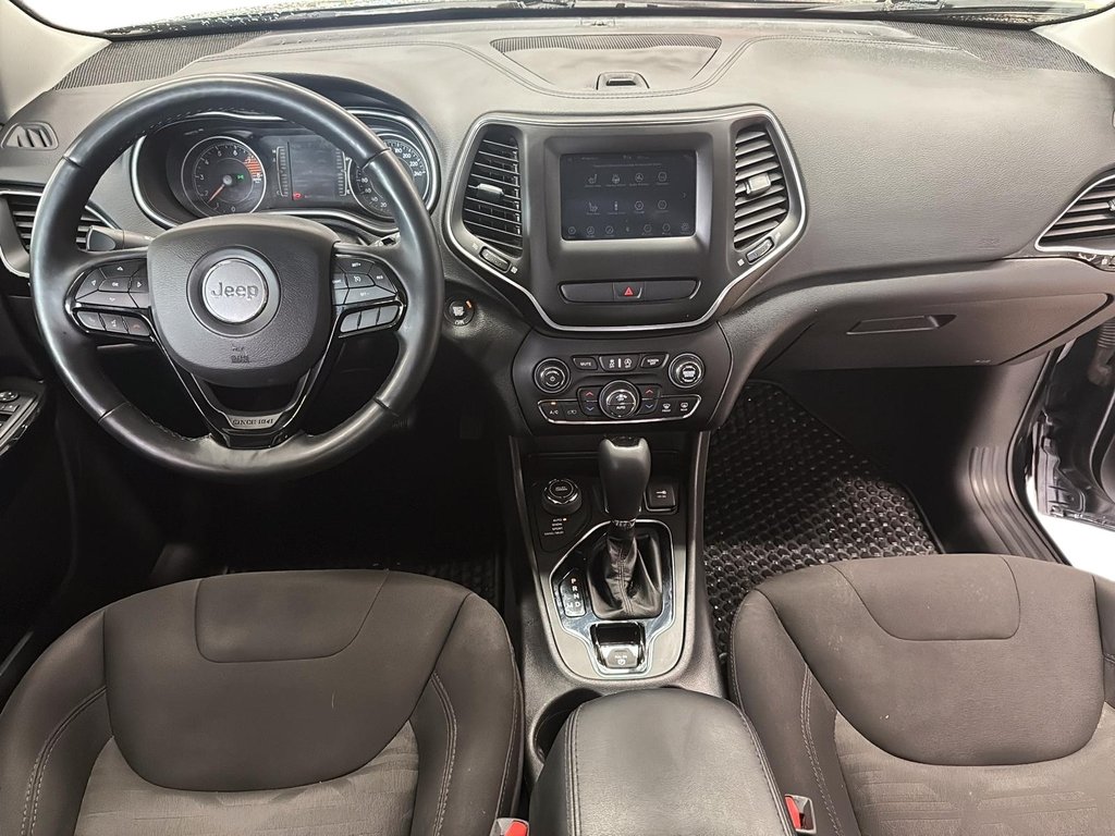 2019 Jeep Cherokee 4x4 North in Stratford, Ontario - 9 - w1024h768px