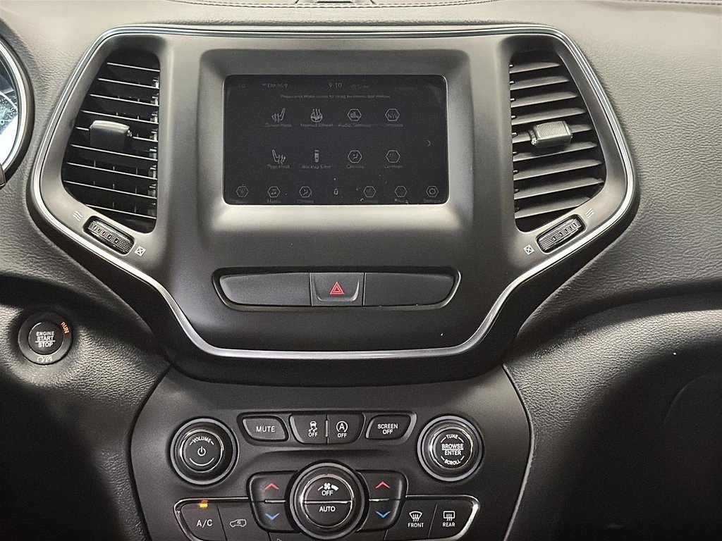 2019 Jeep Cherokee 4x4 North in Stratford, Ontario - 16 - w1024h768px