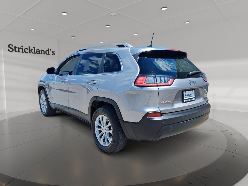 2021 Jeep Cherokee 4x4 North in Stratford, Ontario - 4 - w1024h768px