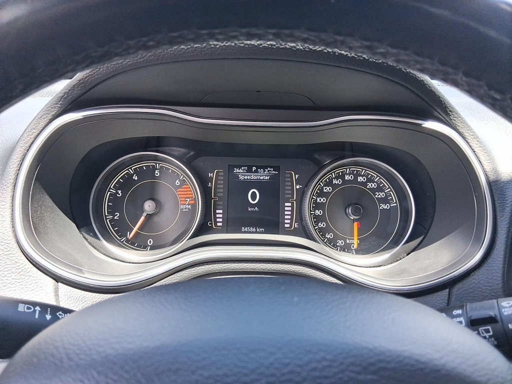 2021 Jeep Cherokee 4x4 North in Stratford, Ontario - 14 - w1024h768px