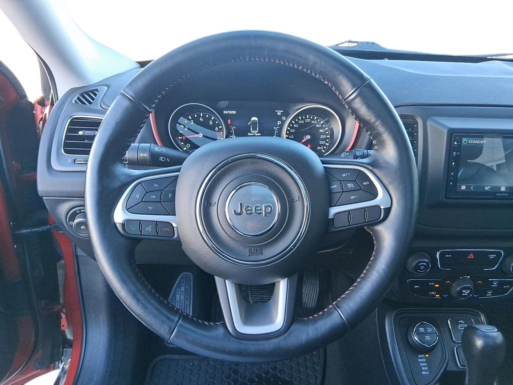 2017 Jeep Compass 4x4 Trailhawk in Stratford, Ontario - 12 - w1024h768px