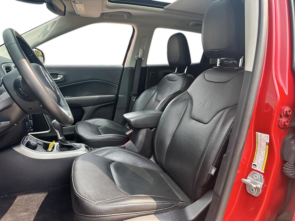 2019 Jeep Compass 4x4 Limited in Stratford, Ontario - 8 - w1024h768px