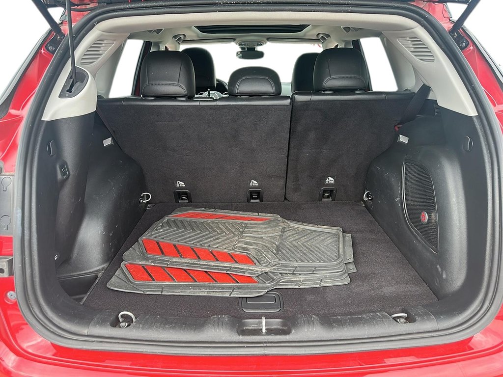 2019 Jeep Compass 4x4 Limited in Stratford, Ontario - 6 - w1024h768px
