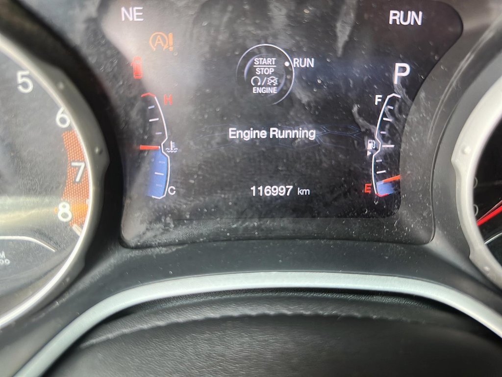 2020 Jeep Compass 4x4 Sport in Stratford, Ontario - 12 - w1024h768px