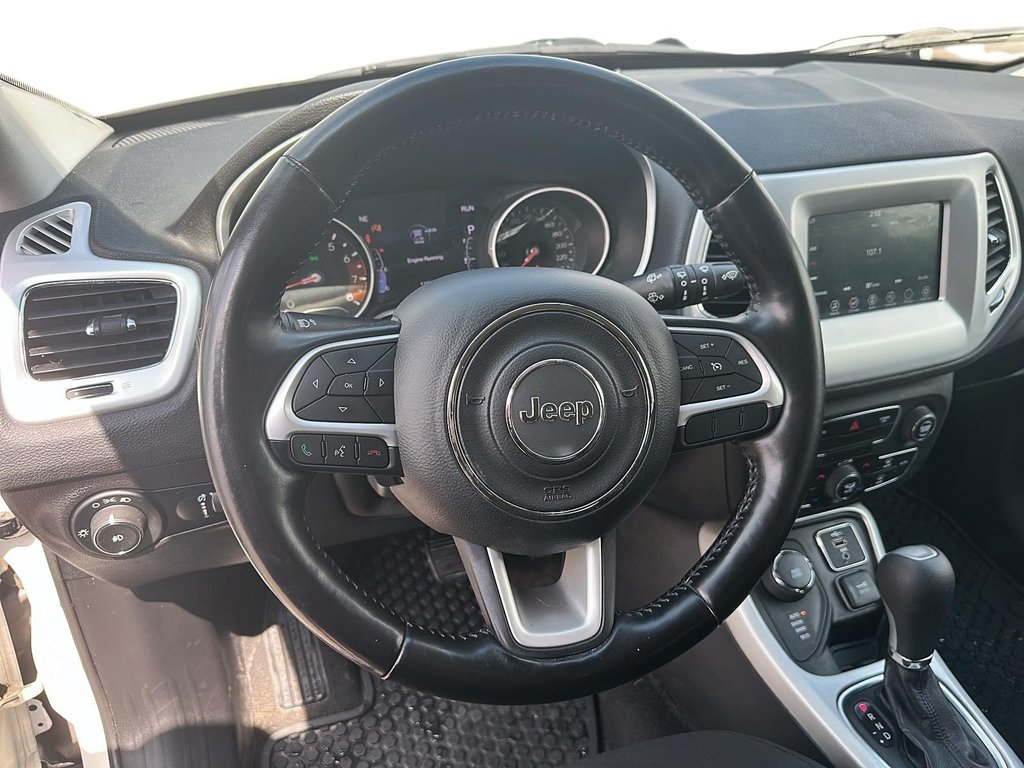 2020 Jeep Compass 4x4 Sport in Stratford, Ontario - 11 - w1024h768px