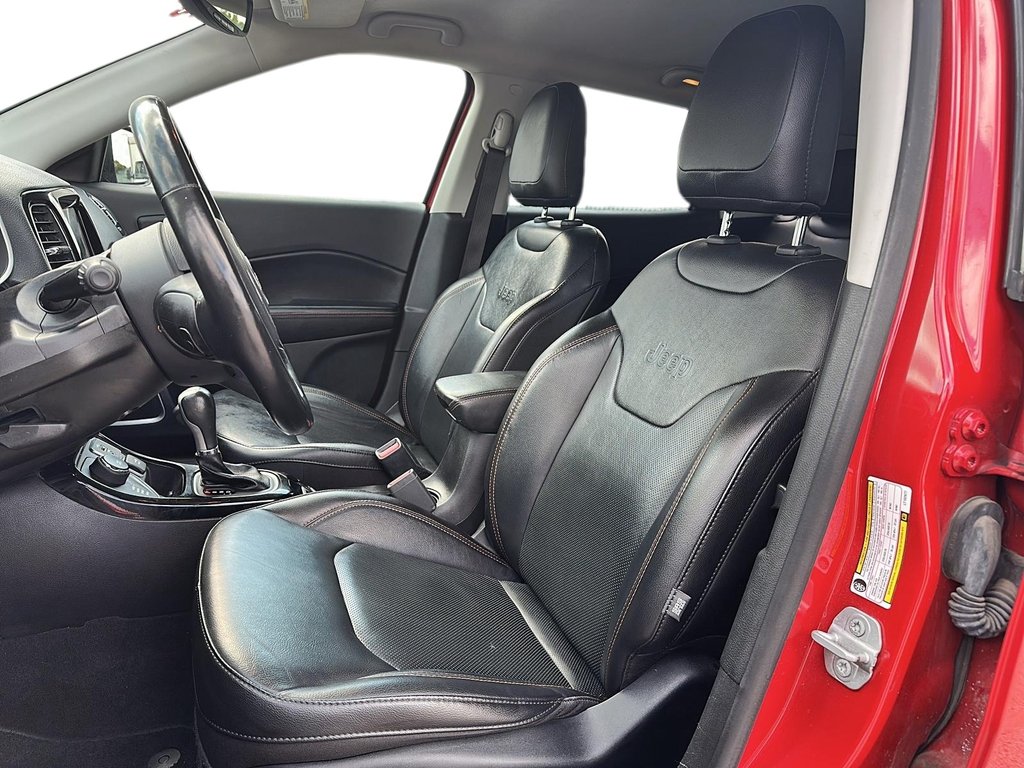 2020 Jeep Compass 4x4 Limited in Stratford, Ontario - 8 - w1024h768px