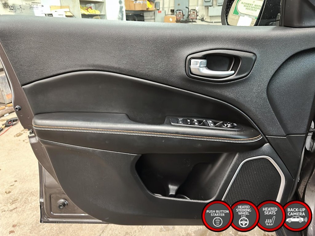 2021 Jeep Compass 4x2 Sport in Stratford, Ontario - 10 - w1024h768px