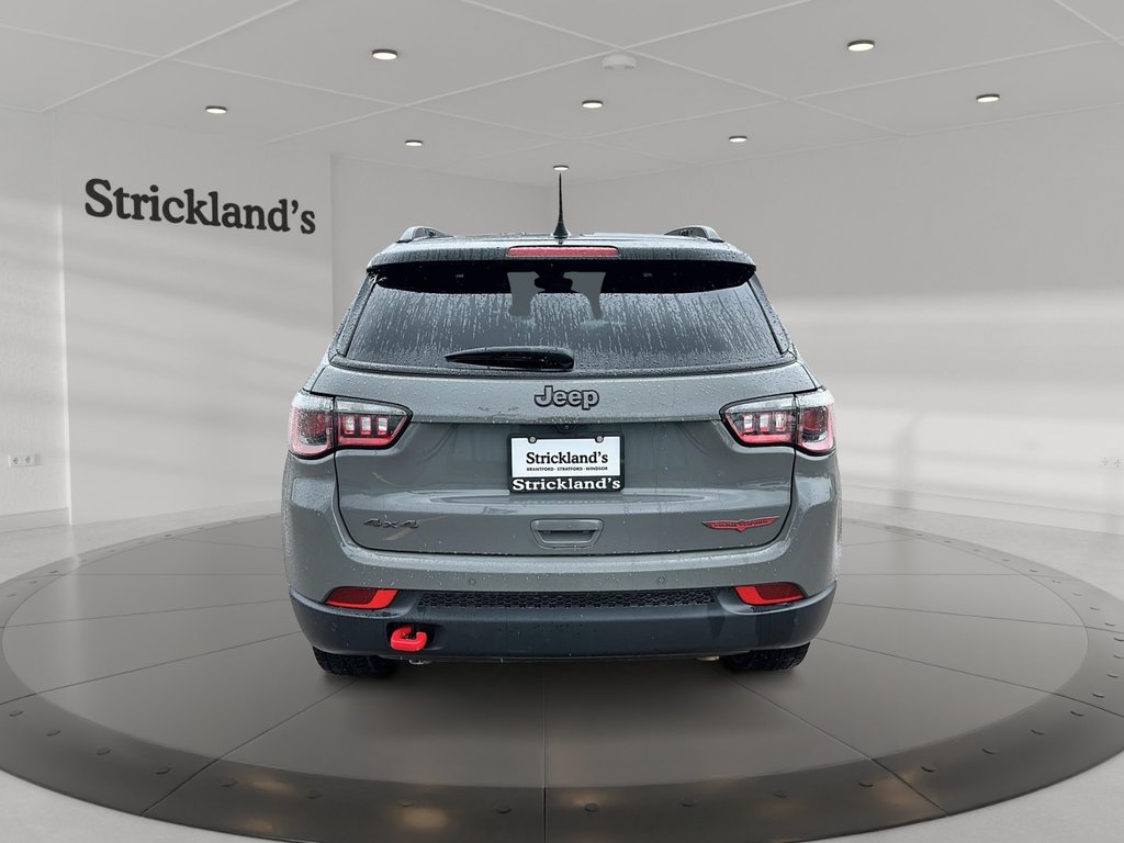 2023 Jeep Compass 4x4 Trailhawk in Stratford, Ontario - 3 - w1024h768px