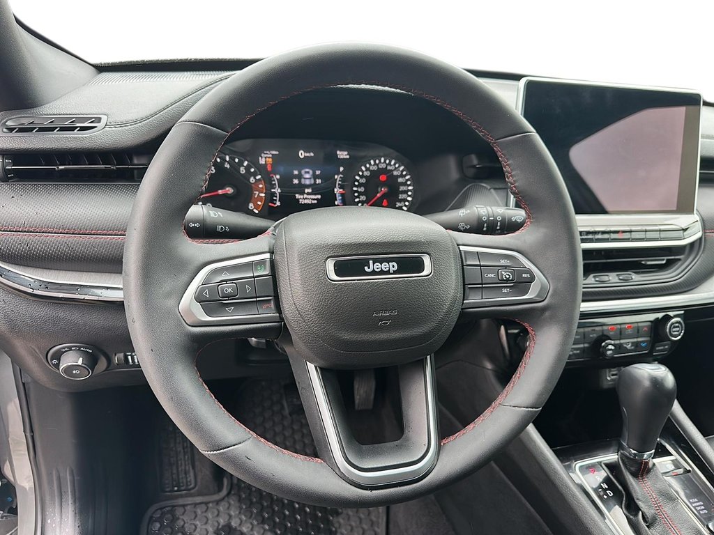 2023 Jeep Compass 4x4 Trailhawk in Stratford, Ontario - 11 - w1024h768px