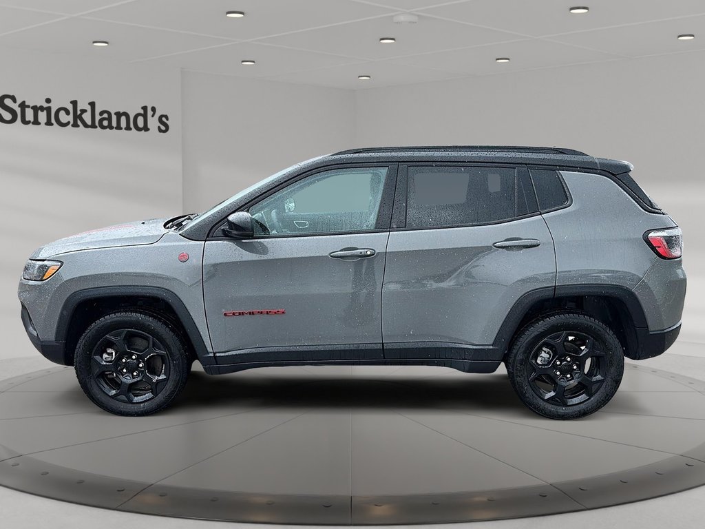2023 Jeep Compass 4x4 Trailhawk in Stratford, Ontario - 5 - w1024h768px
