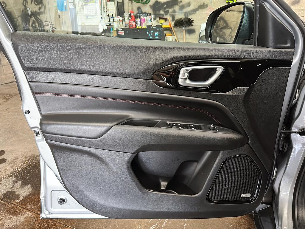 2023 Jeep Compass 4x4 Trailhawk in Stratford, Ontario - 10 - w1024h768px