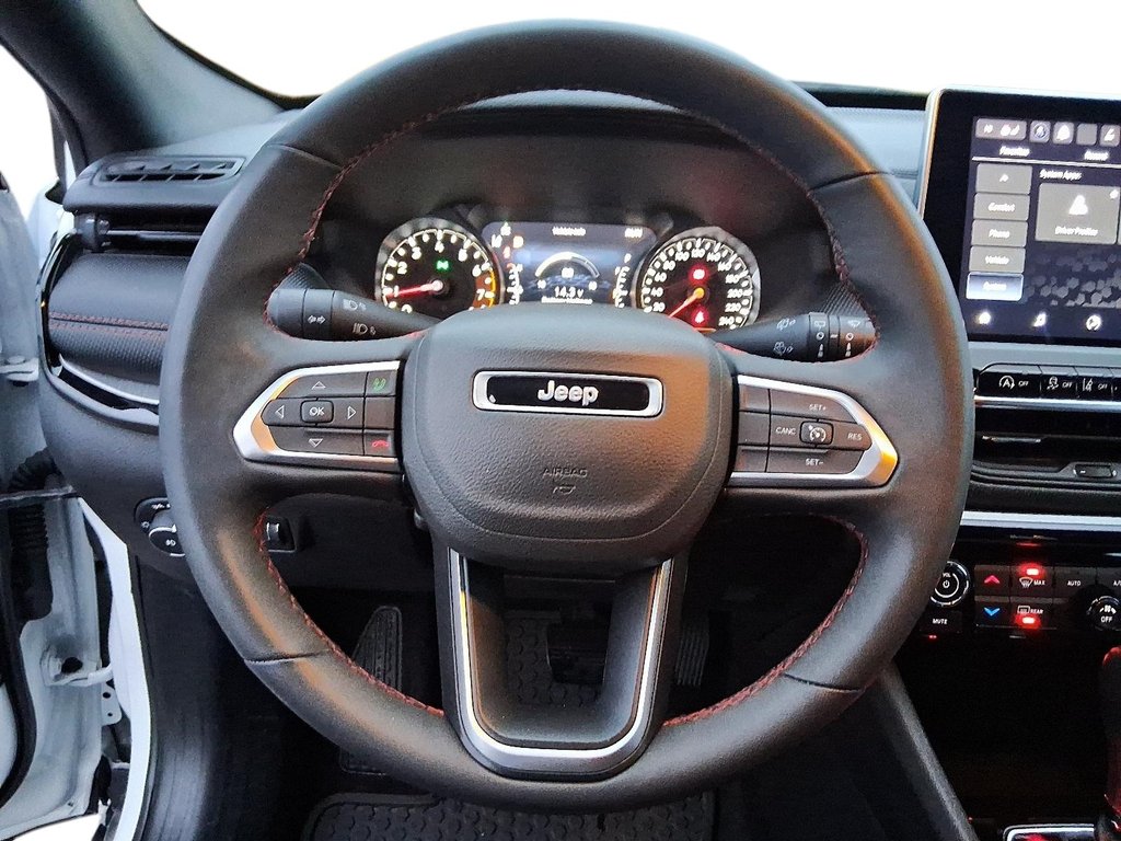 2023 Jeep Compass 4x4 Trailhawk in Stratford, Ontario - 12 - w1024h768px