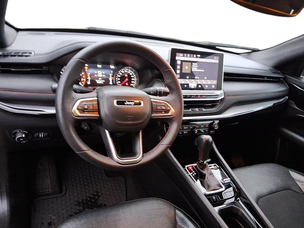 2023 Jeep Compass 4x4 Trailhawk in Stratford, Ontario - 10 - w1024h768px