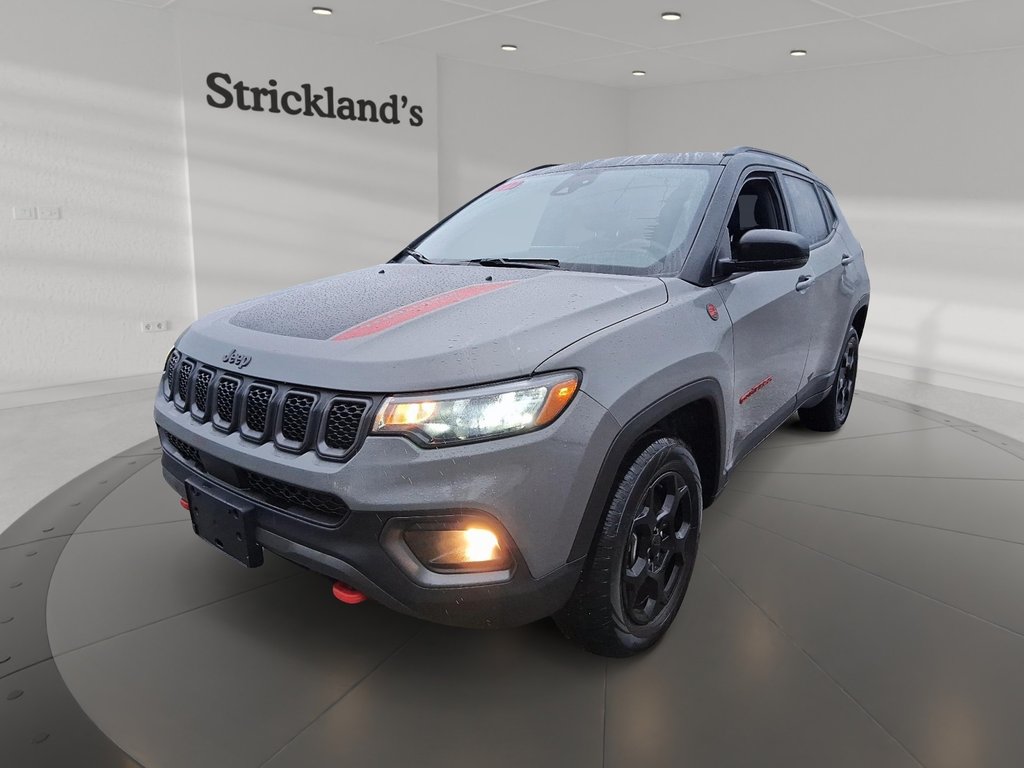 2023 Jeep Compass 4x4 Trailhawk in Stratford, Ontario - 1 - w1024h768px