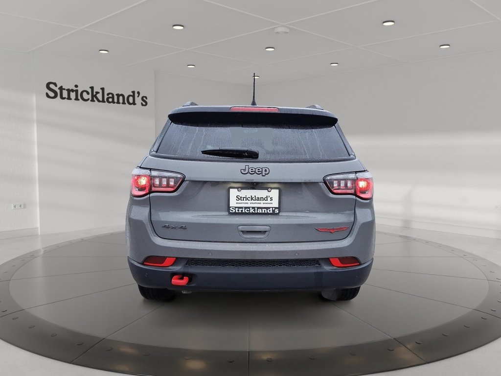 2023 Jeep Compass 4x4 Trailhawk in Stratford, Ontario - 3 - w1024h768px