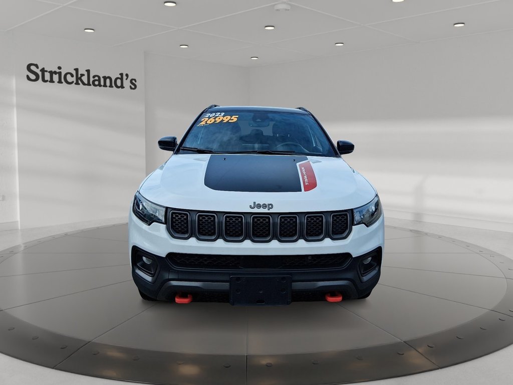 2023 Jeep Compass 4x4 Trailhawk in Stratford, Ontario - 2 - w1024h768px