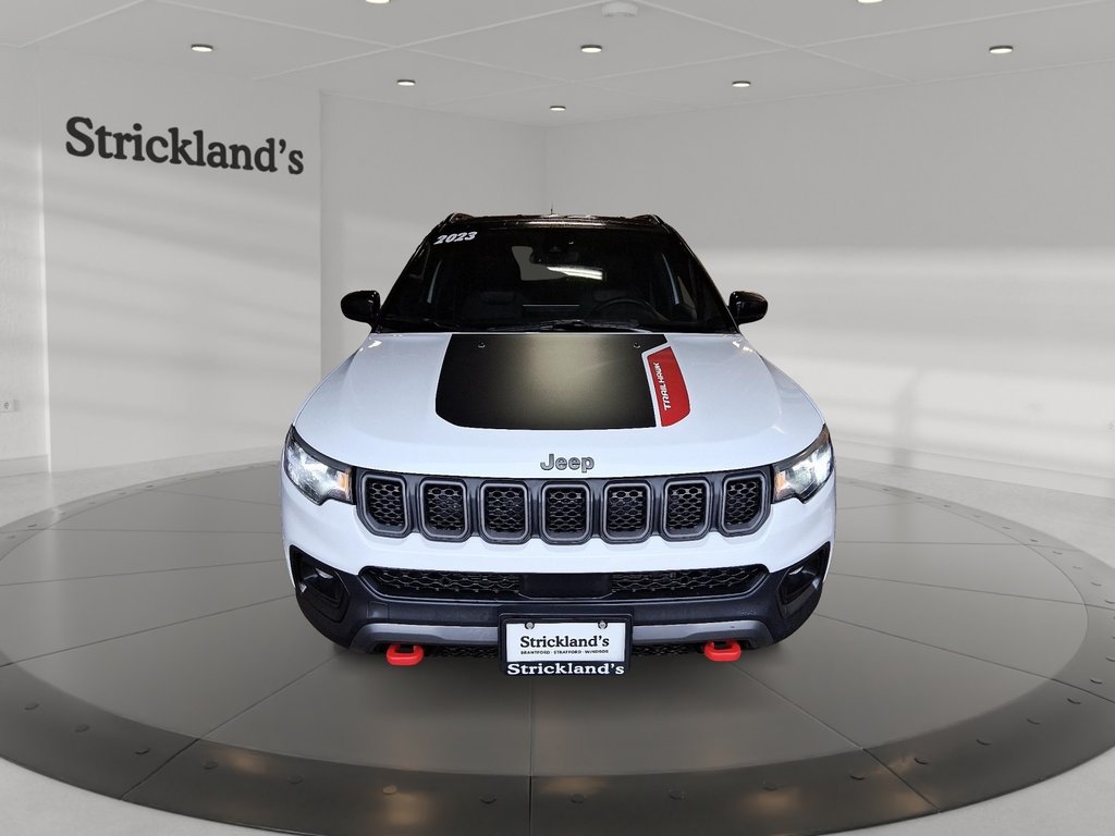 2023 Jeep Compass 4x4 Trailhawk in Stratford, Ontario - 2 - w1024h768px