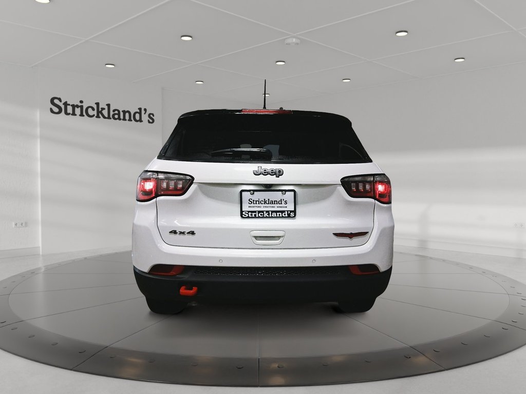 2023 Jeep Compass 4x4 Trailhawk in Stratford, Ontario - 3 - w1024h768px