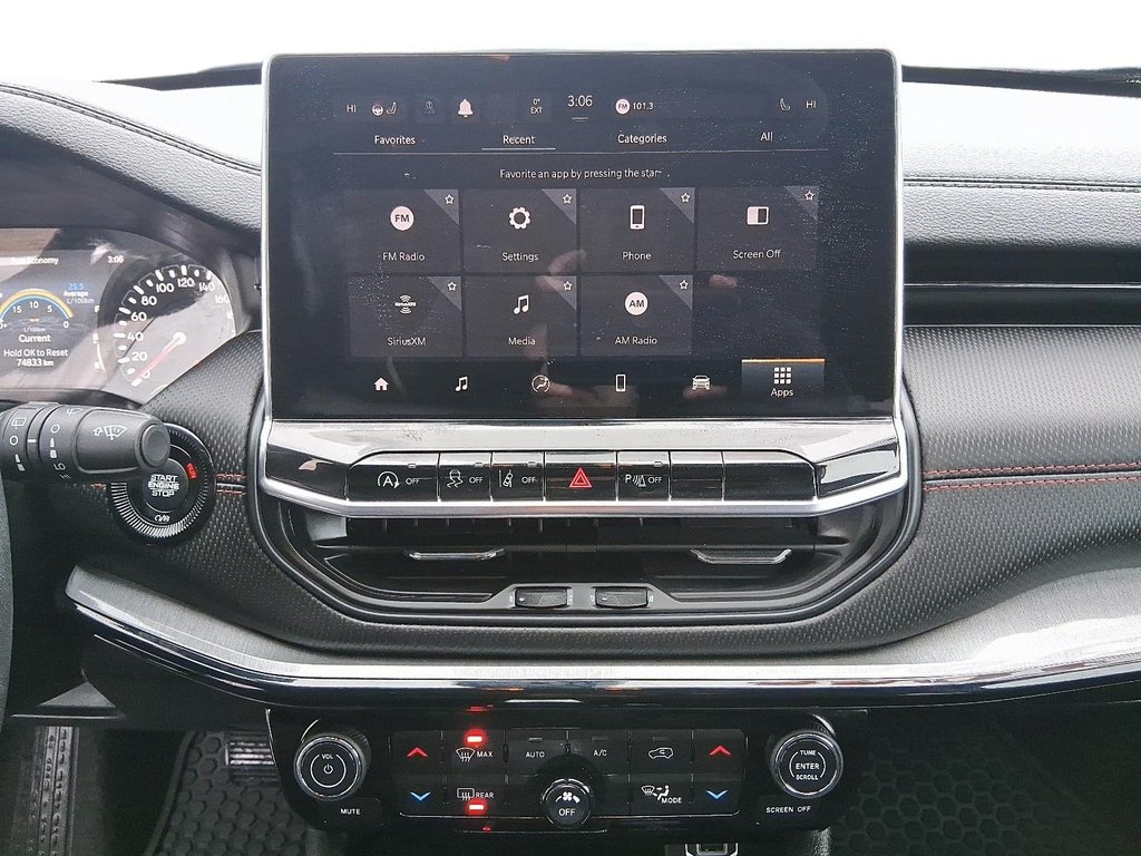 2023 Jeep Compass 4x4 Trailhawk in Stratford, Ontario - 15 - w1024h768px