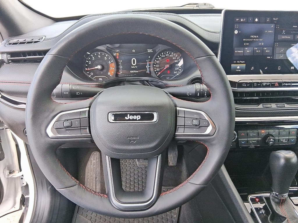 2024 Jeep Compass Trailhawk 4x4 in Stratford, Ontario - 12 - w1024h768px