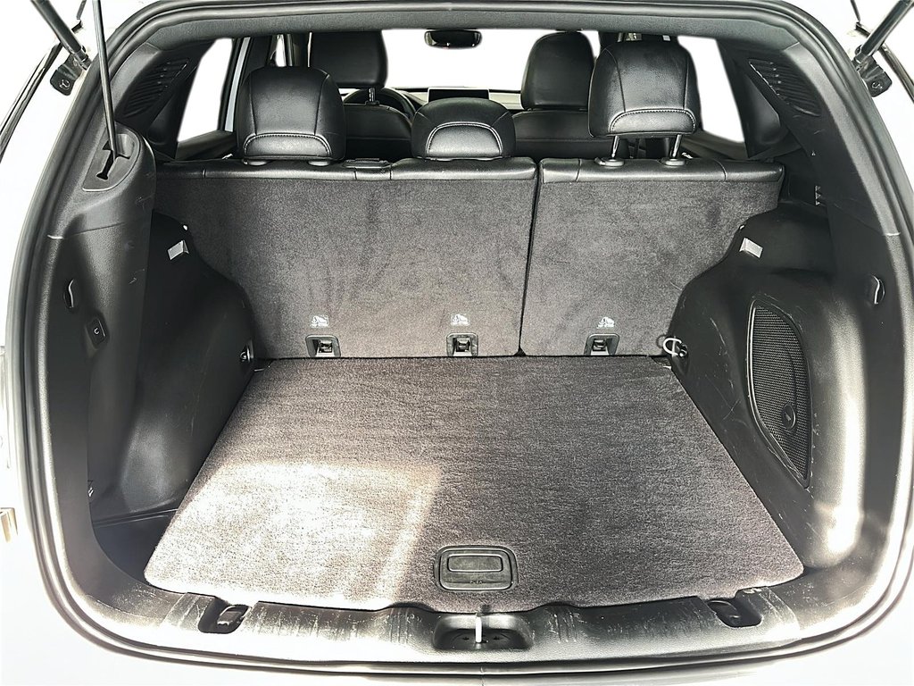 2024 Jeep Compass Trailhawk 4x4 in Stratford, Ontario - 6 - w1024h768px