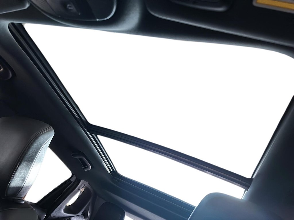 2024 Jeep Compass Trailhawk 4x4 in Stratford, Ontario - 16 - w1024h768px