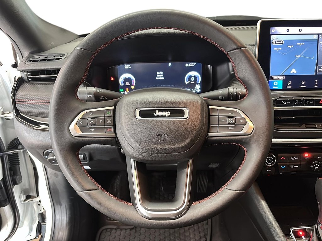 2024 Jeep Compass Trailhawk 4x4 in Stratford, Ontario - 11 - w1024h768px