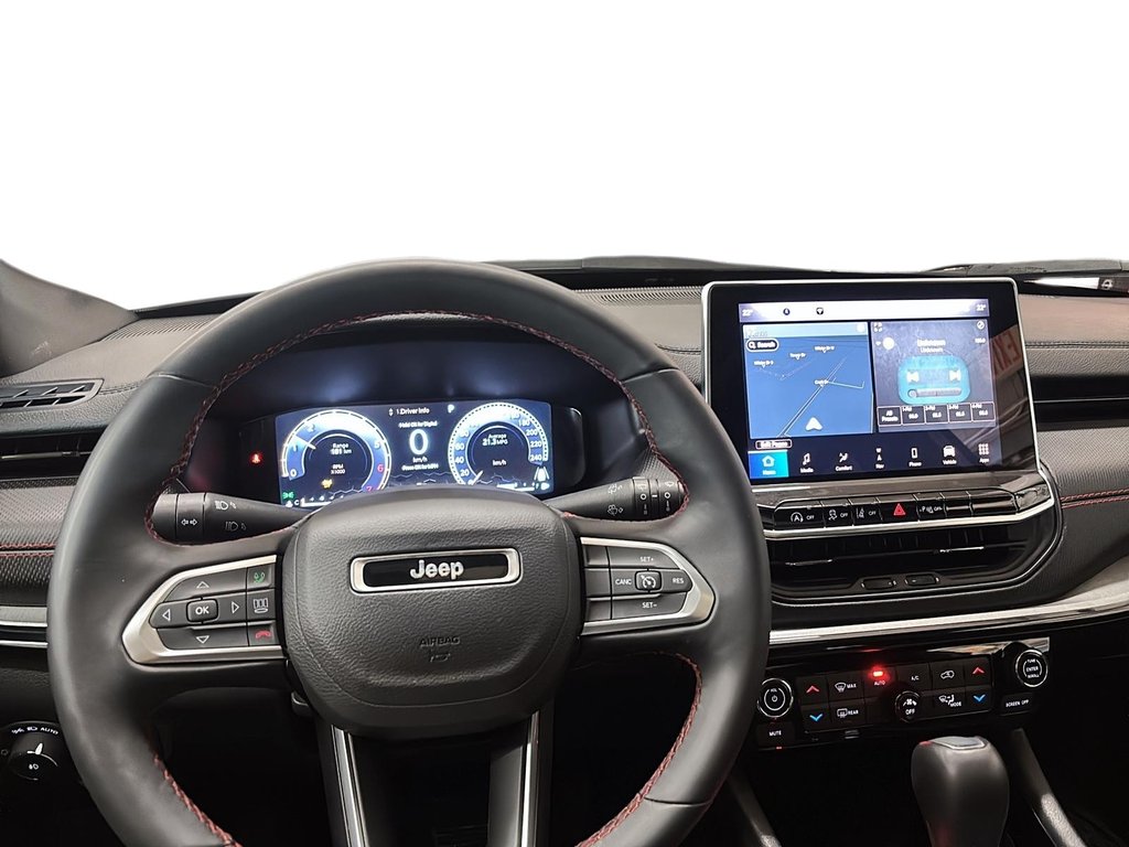 2024 Jeep Compass Trailhawk 4x4 in Stratford, Ontario - 13 - w1024h768px