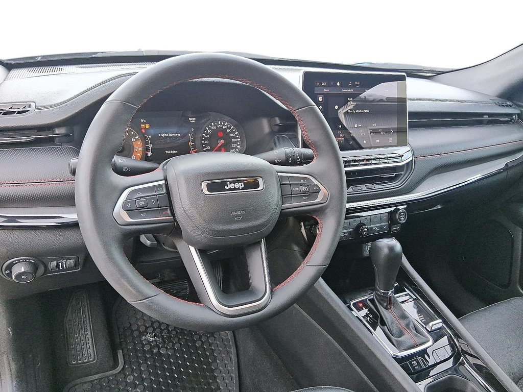 2024 Jeep Compass Trailhawk 4x4 in Stratford, Ontario - 10 - w1024h768px