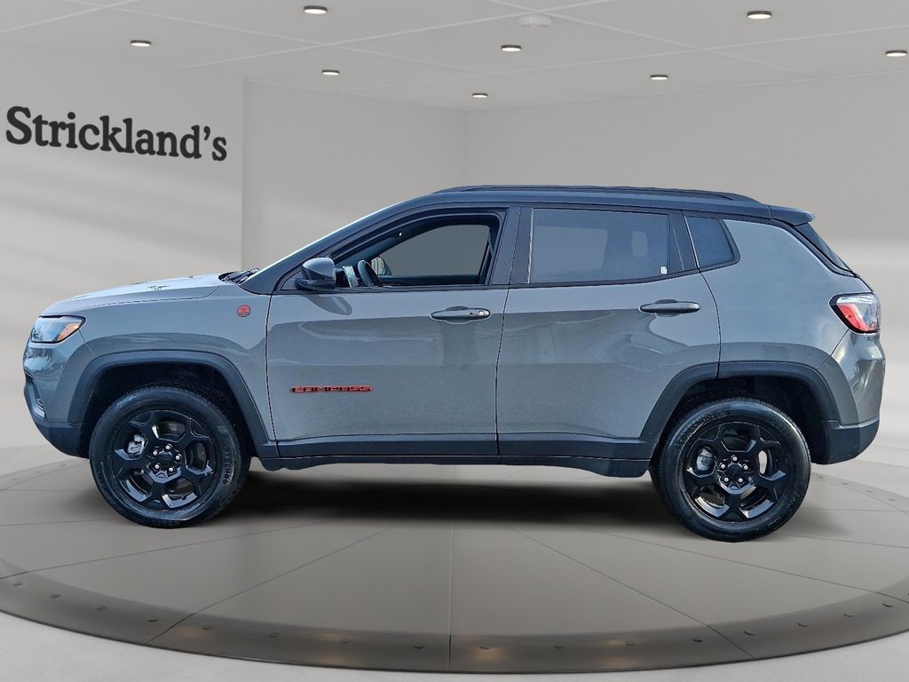 2024 Jeep Compass Trailhawk 4x4 in Stratford, Ontario - 5 - w1024h768px