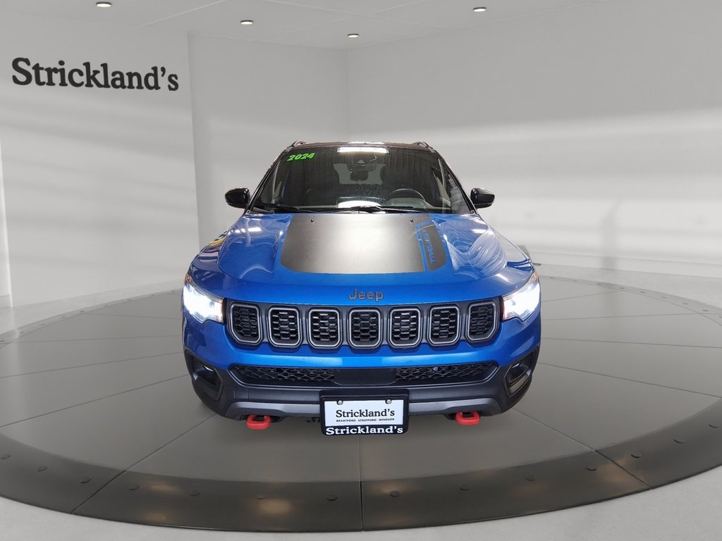 2024 Jeep Compass Trailhawk 4x4 in Stratford, Ontario - 2 - w1024h768px