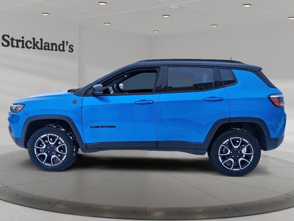 2024 Jeep Compass Trailhawk 4x4 in Stratford, Ontario - 5 - w1024h768px