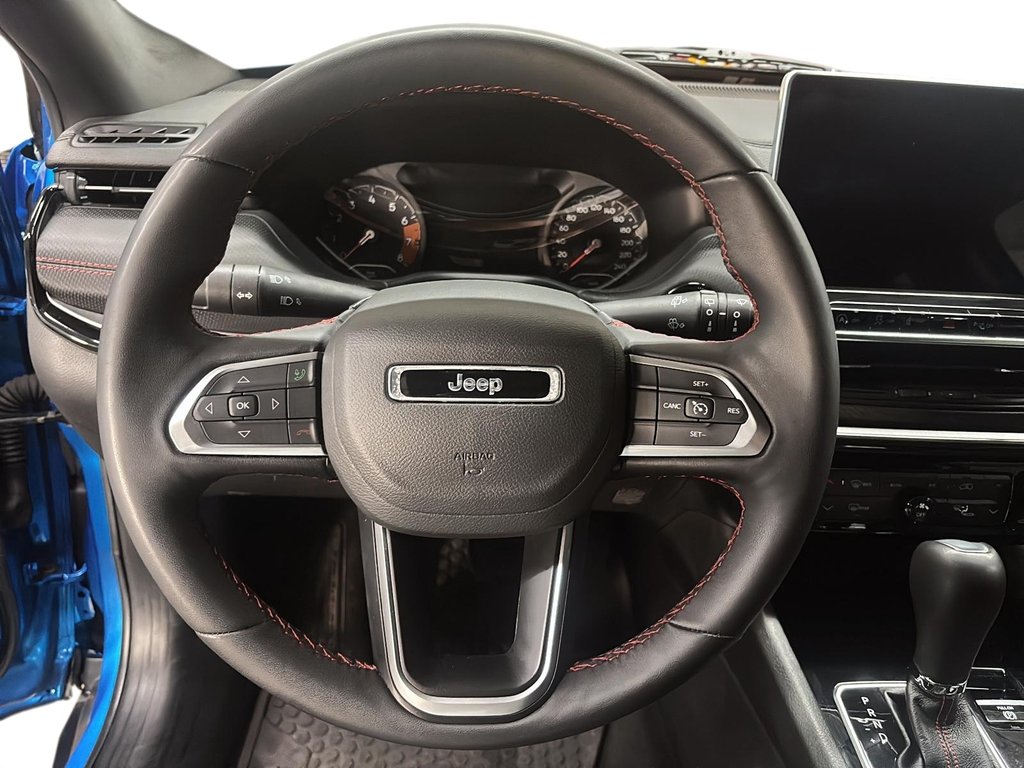 2024 Jeep Compass Trailhawk 4x4 in Stratford, Ontario - 11 - w1024h768px