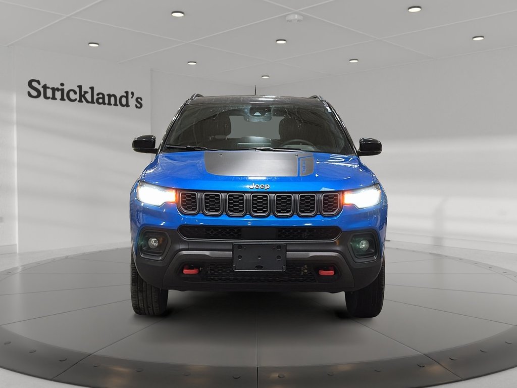 2024 Jeep Compass Trailhawk 4x4 in Stratford, Ontario - 2 - w1024h768px