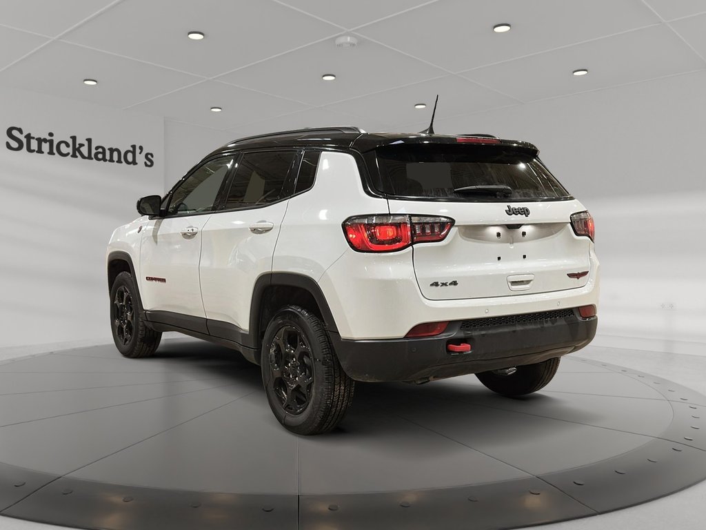 2024 Jeep Compass Trailhawk 4x4 in Stratford, Ontario - 4 - w1024h768px