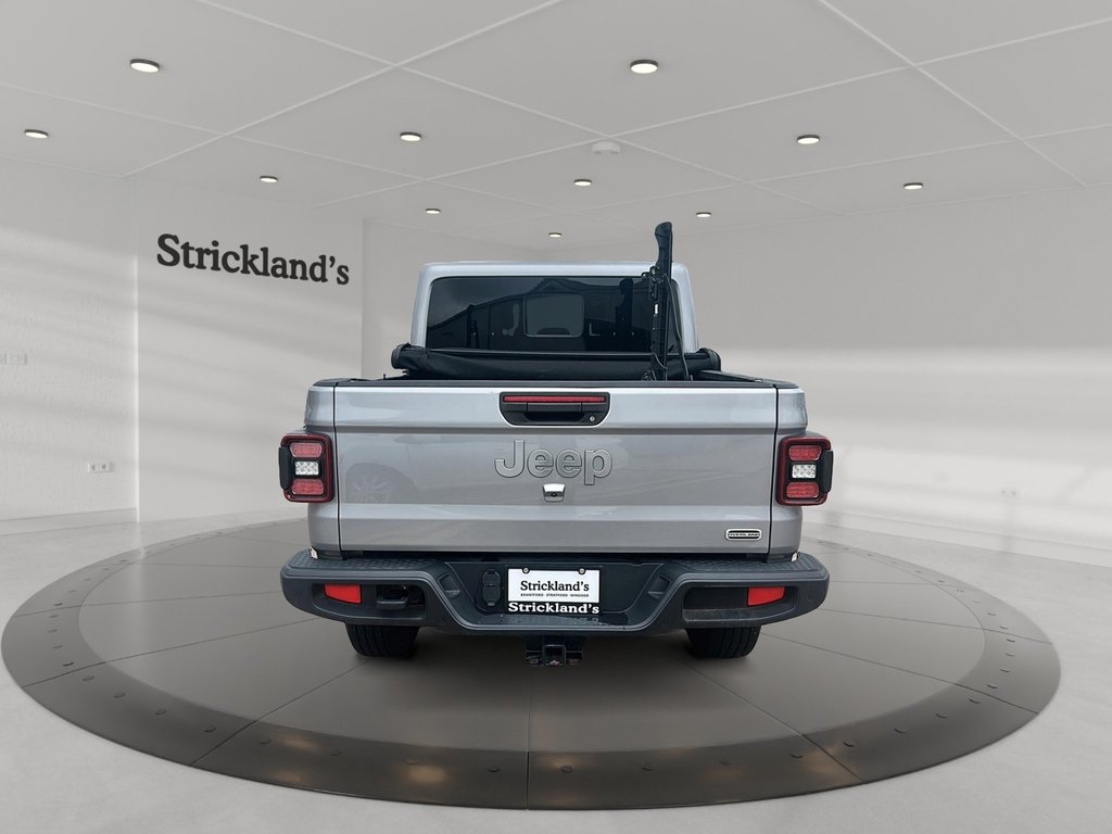 2020 Jeep Gladiator 4x4 Overland in Stratford, Ontario - 3 - w1024h768px