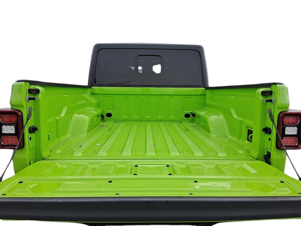 2021 Jeep Gladiator 4x4 Sport in Stratford, Ontario - 19 - w1024h768px