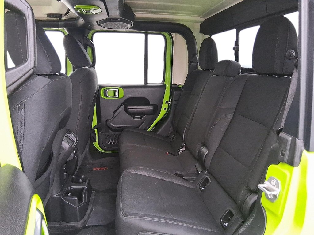 2021 Jeep Gladiator 4x4 Sport in Stratford, Ontario - 8 - w1024h768px