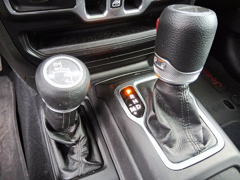 2021 Jeep Gladiator 4x4 Sport in Stratford, Ontario - 17 - w1024h768px