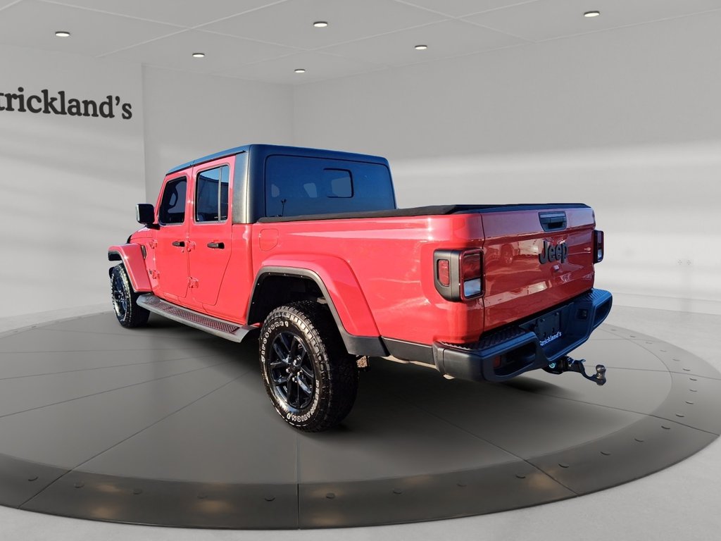 2021 Jeep Gladiator 4x4 Sport in Stratford, Ontario - 4 - w1024h768px