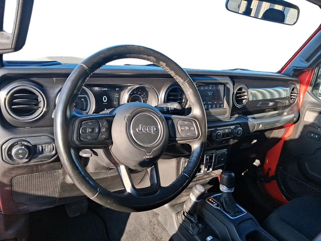 2021 Jeep Gladiator 4x4 Sport in Stratford, Ontario - 9 - w1024h768px