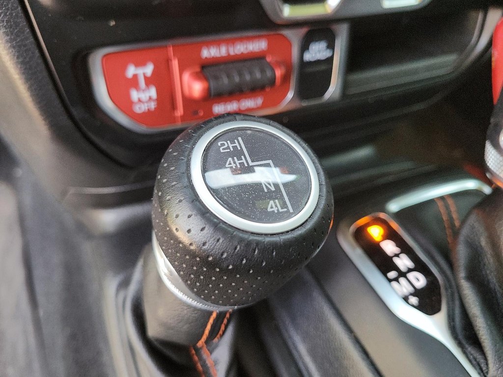 2021 Jeep Gladiator 4x4 Mojave in Stratford, Ontario - 15 - w1024h768px
