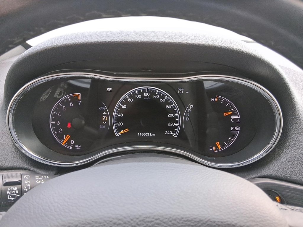 2020 Jeep Grand Cherokee 4X4 Laredo in Stratford, Ontario - 14 - w1024h768px