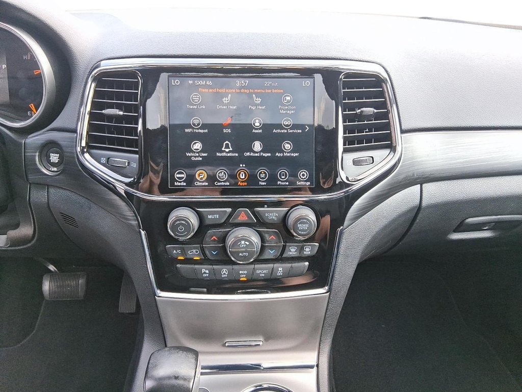 2020 Jeep Grand Cherokee 4X4 Laredo in Stratford, Ontario - 15 - w1024h768px