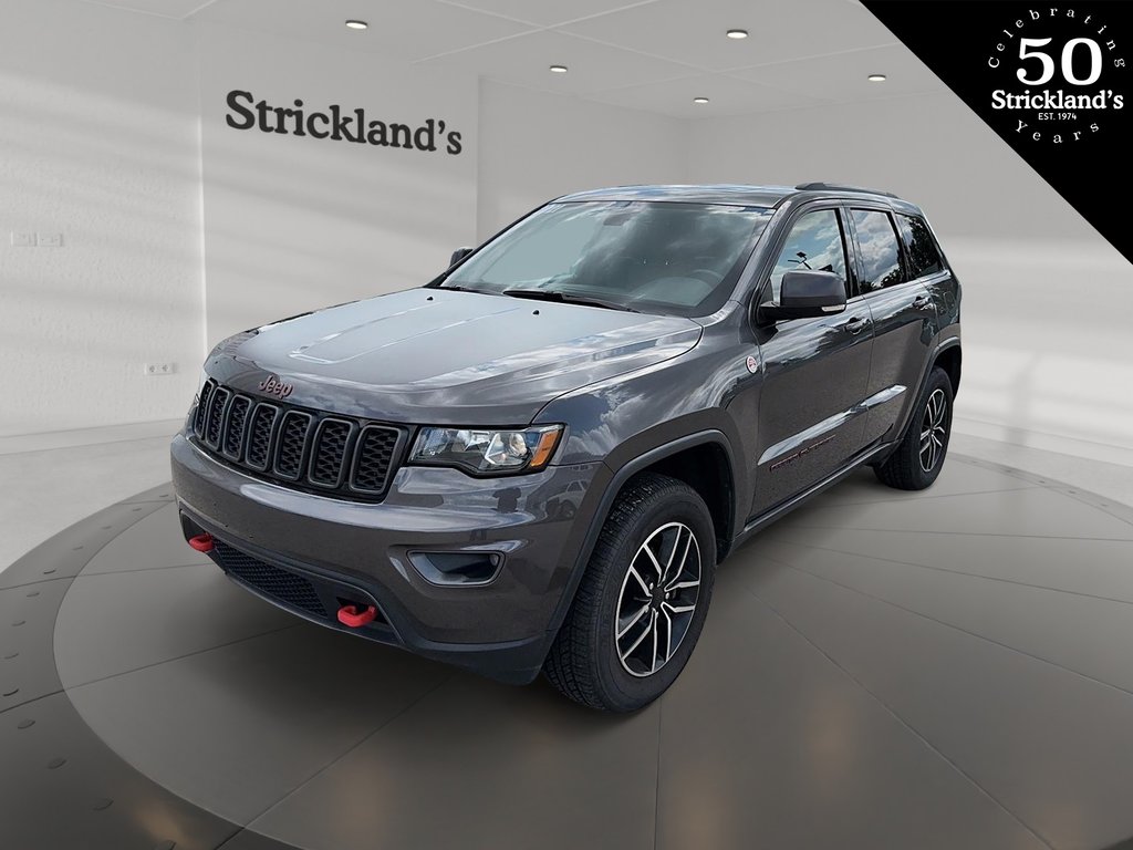 2021  Grand Cherokee 4X4 Trailhawk in Stratford, Ontario - 1 - w1024h768px