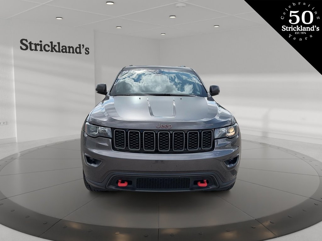 2021  Grand Cherokee 4X4 Trailhawk in Stratford, Ontario - 2 - w1024h768px